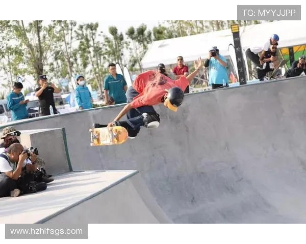 深圳滑板队在极限运动世界杯积分榜中以70分稳居第一名引发关注