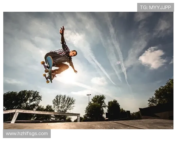 重庆极限运动队在世界滑板锦标赛中的速度表现引发热议与关注